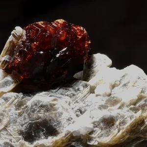 Garnet gemstone, available to set into your piece at Bintang Sanur Jewelry Workshop